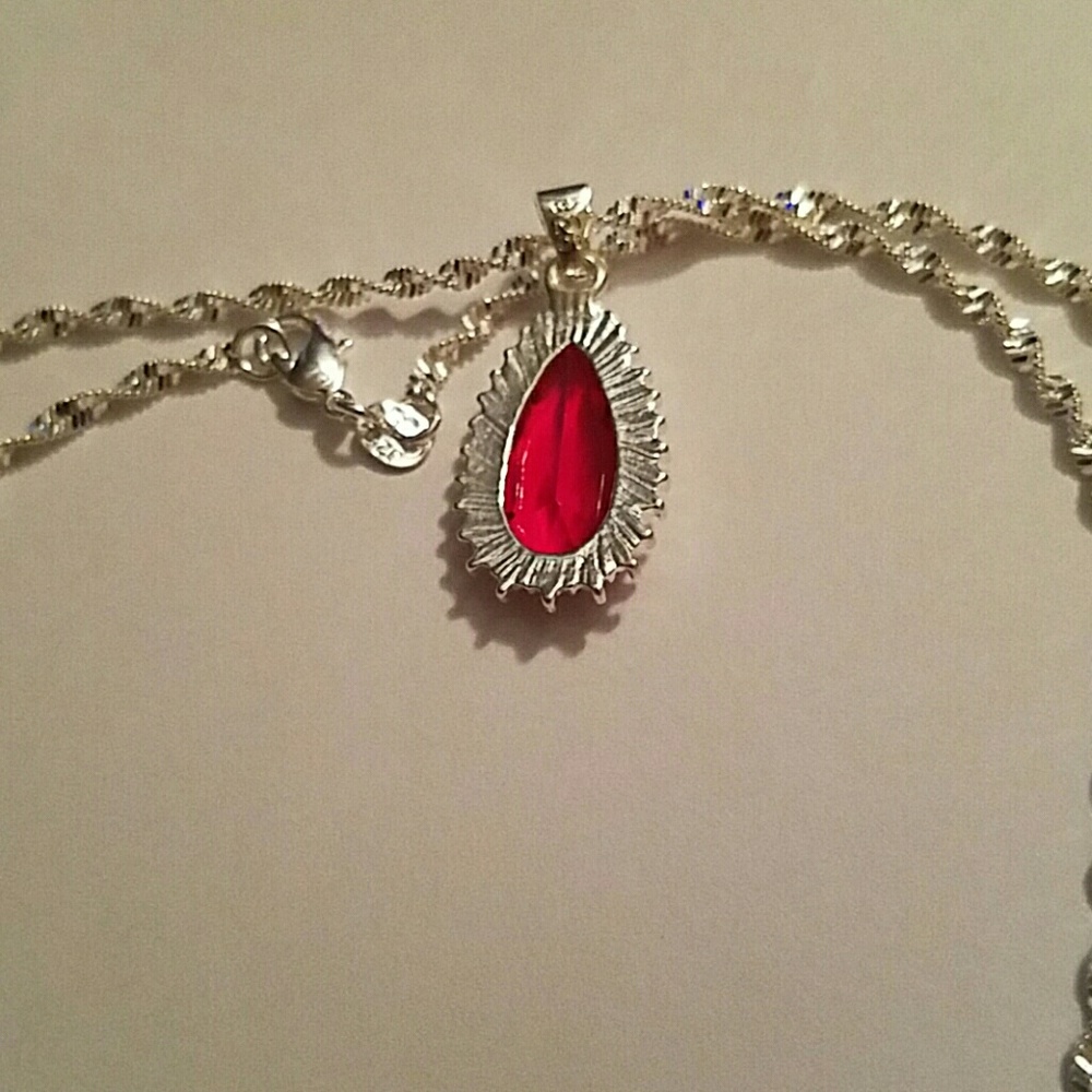 925 Silver Stamped Ruby Red Pendant Necklace♡ - Picture 7 of 8